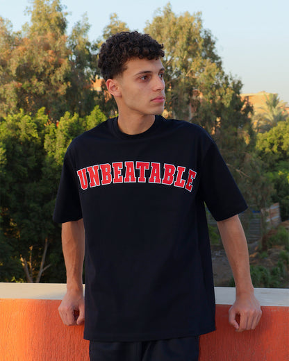 Oversized T-Shirt "UNBEATABLE"