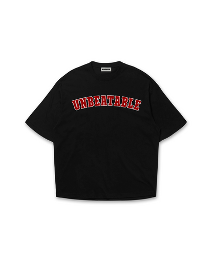 Oversized T-Shirt "UNBEATABLE"